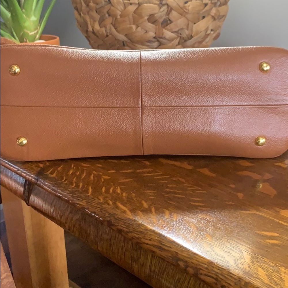 Joy & Iman tan satchel - Picture 6 of 8